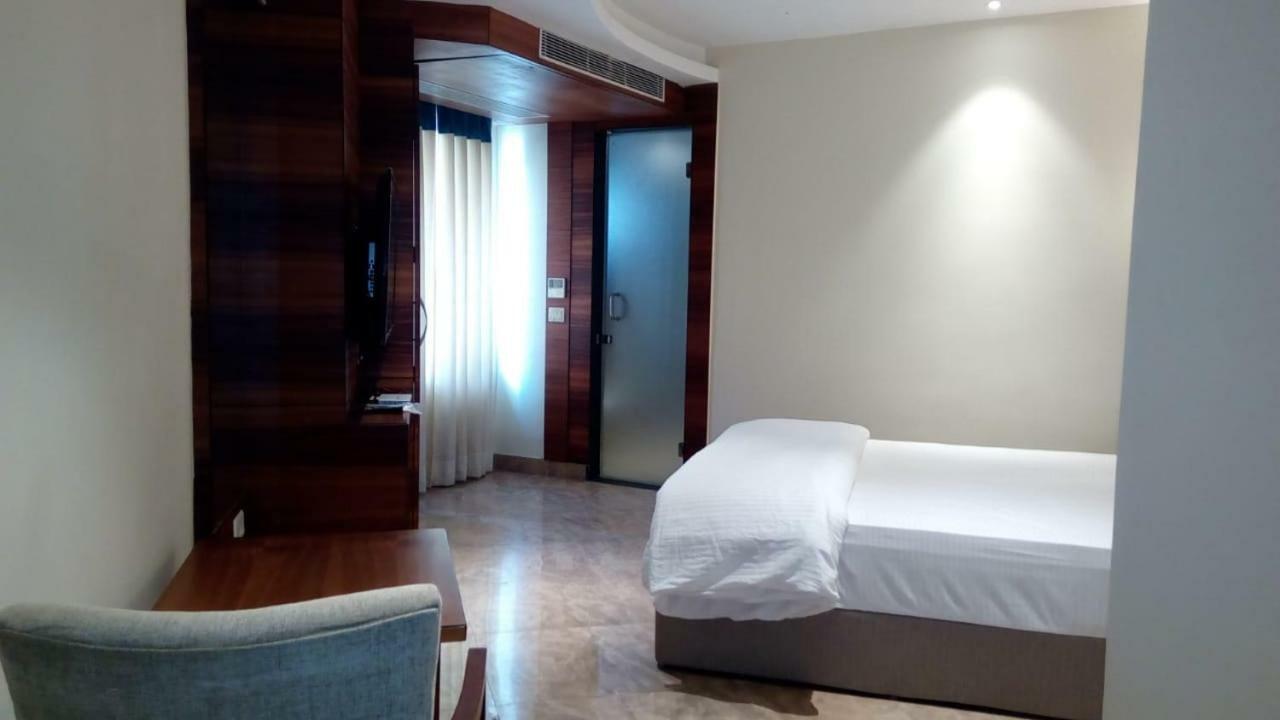 Kings Crown Salt Lake Calcutá Exterior foto