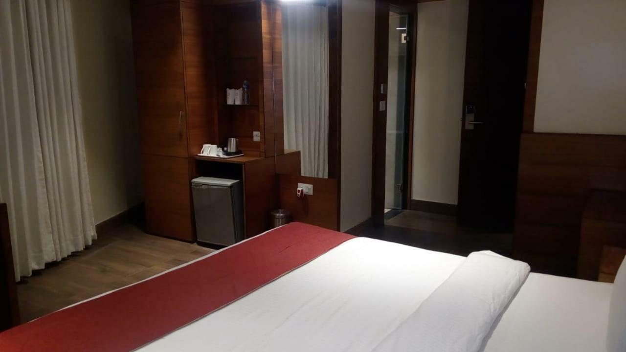 Kings Crown Salt Lake Calcutá Exterior foto